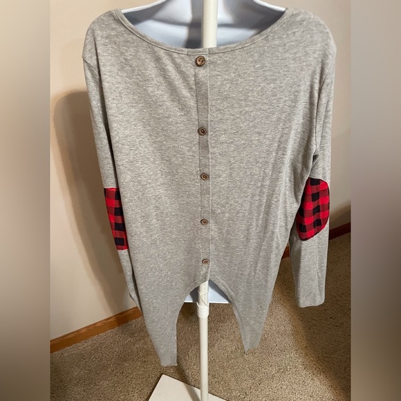Hount Long sleeve grey top Size XL - Picture 2 of 3